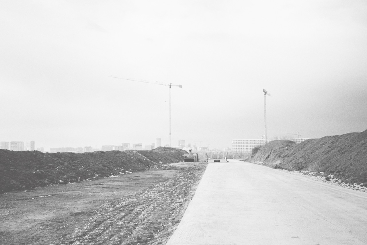 Road construction in front of the skyscrapers